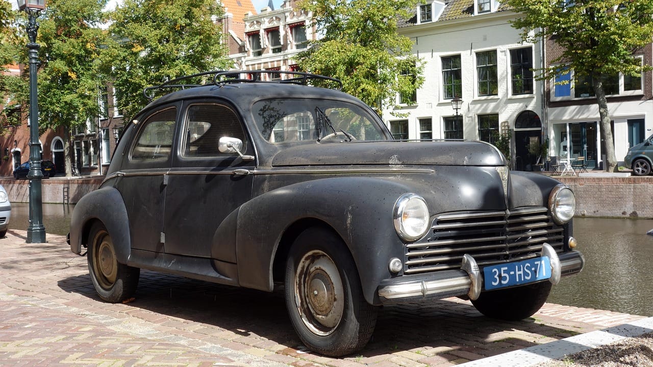 Cadillac w tekstach Elvisa Presleya